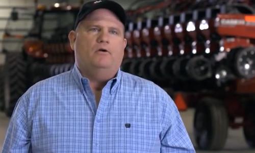 ​“90% of the reason I bought a red planter is because of the disc opener. It’s a huge selling point that the others don’t have.”